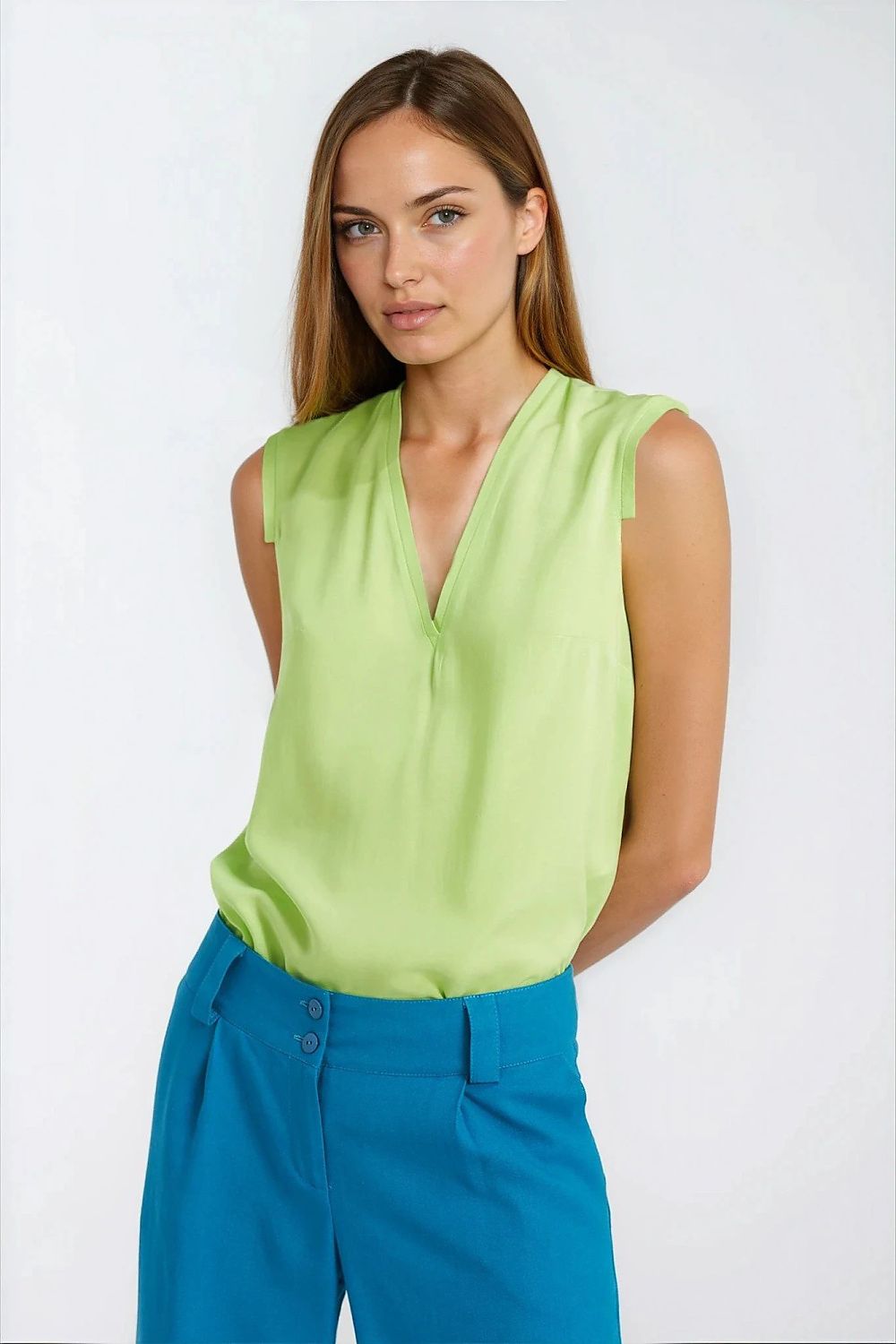  Blouse model 221726 Nife 