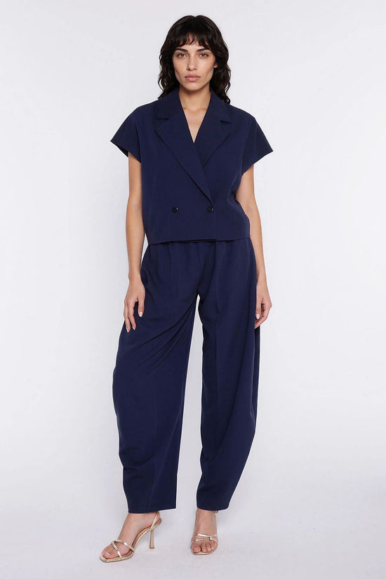 Women trousers model 226422 Nife 