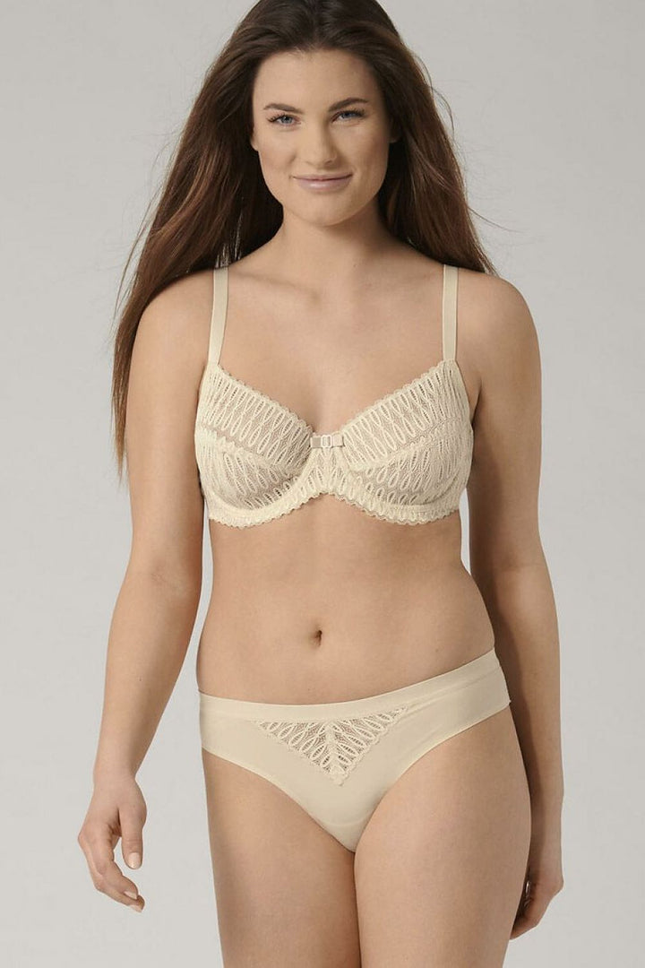  Brazilian style panties model 229412 Triumph 