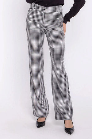  Women trousers model 231674 Nife 