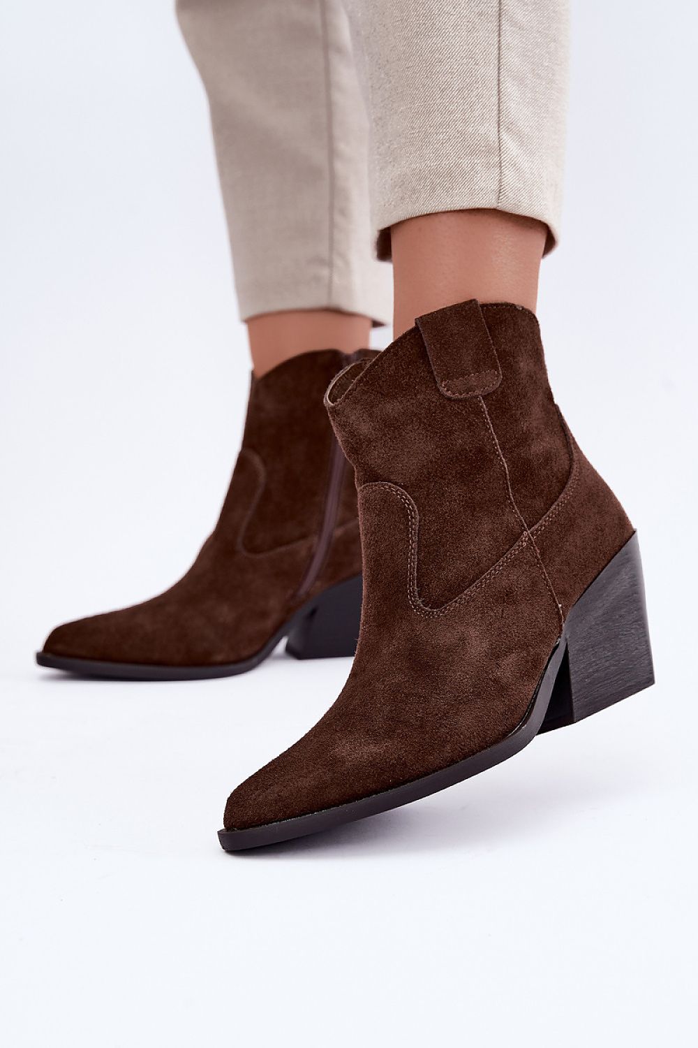  Heel boots model 232349 Step in style 