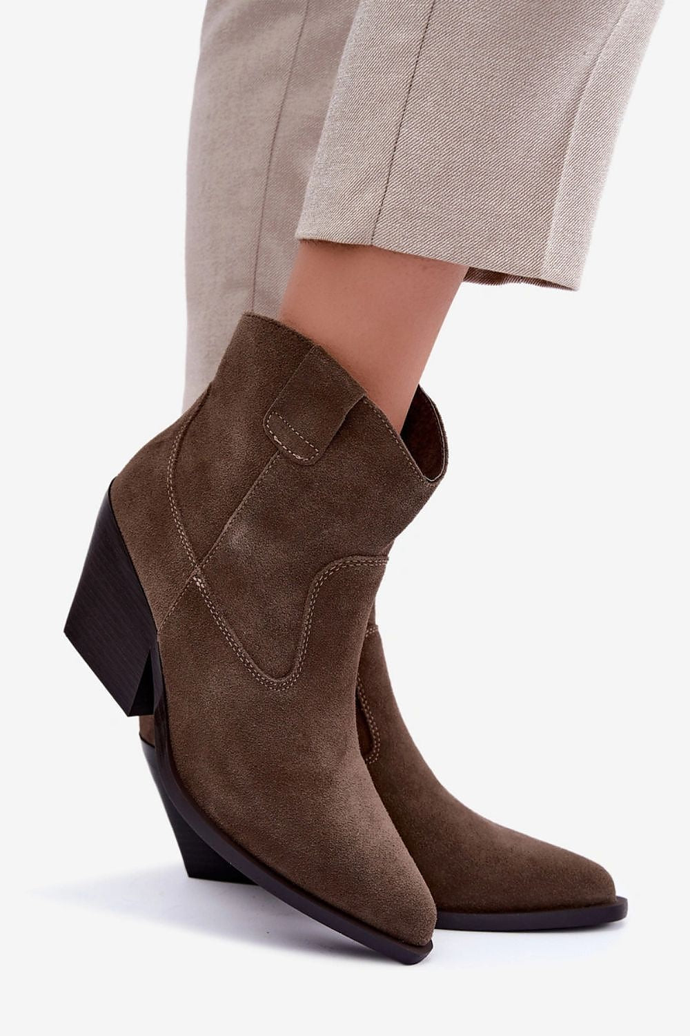  Heel boots model 232348 Step in style 