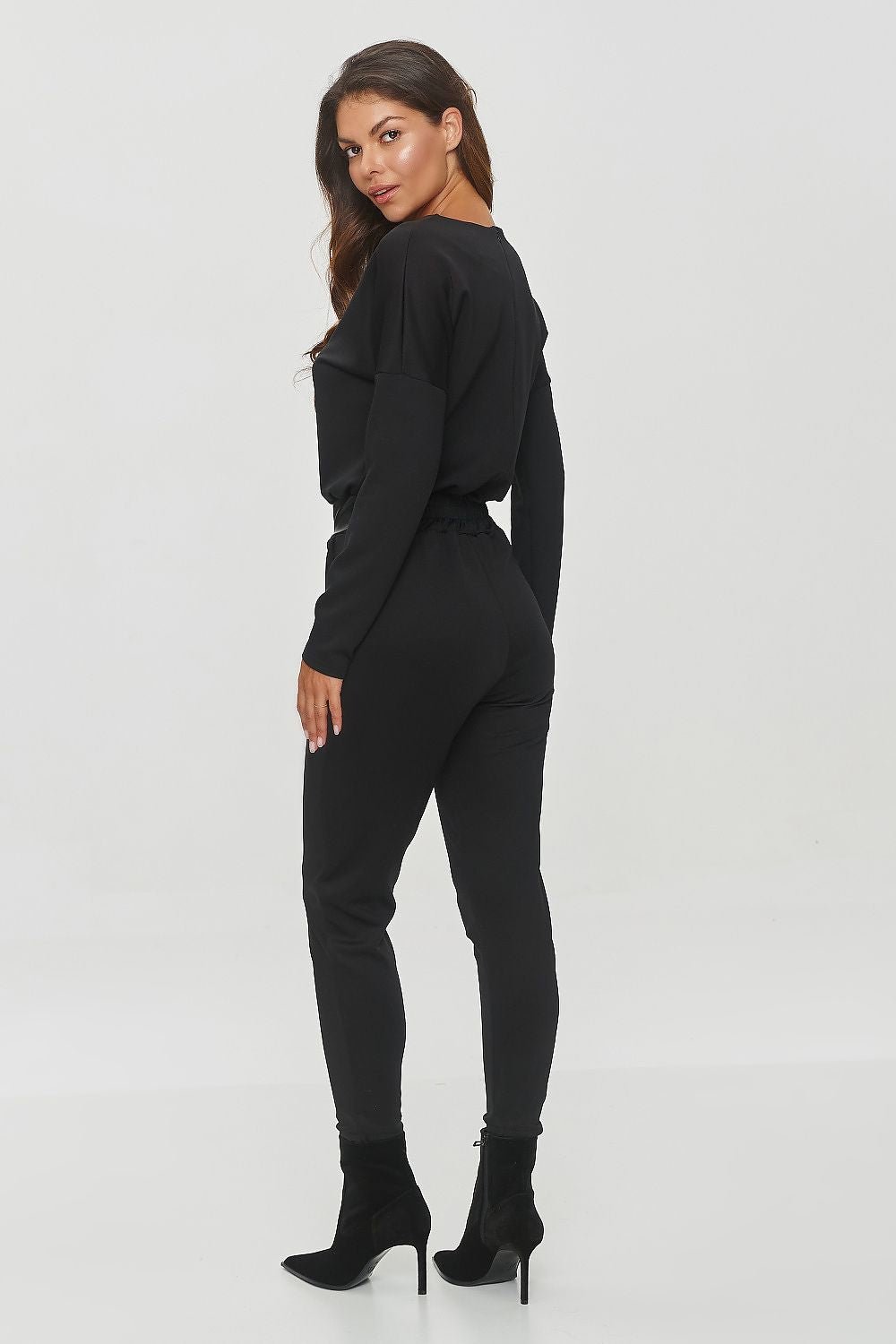 Suit model 202960 Makadamia - GMS